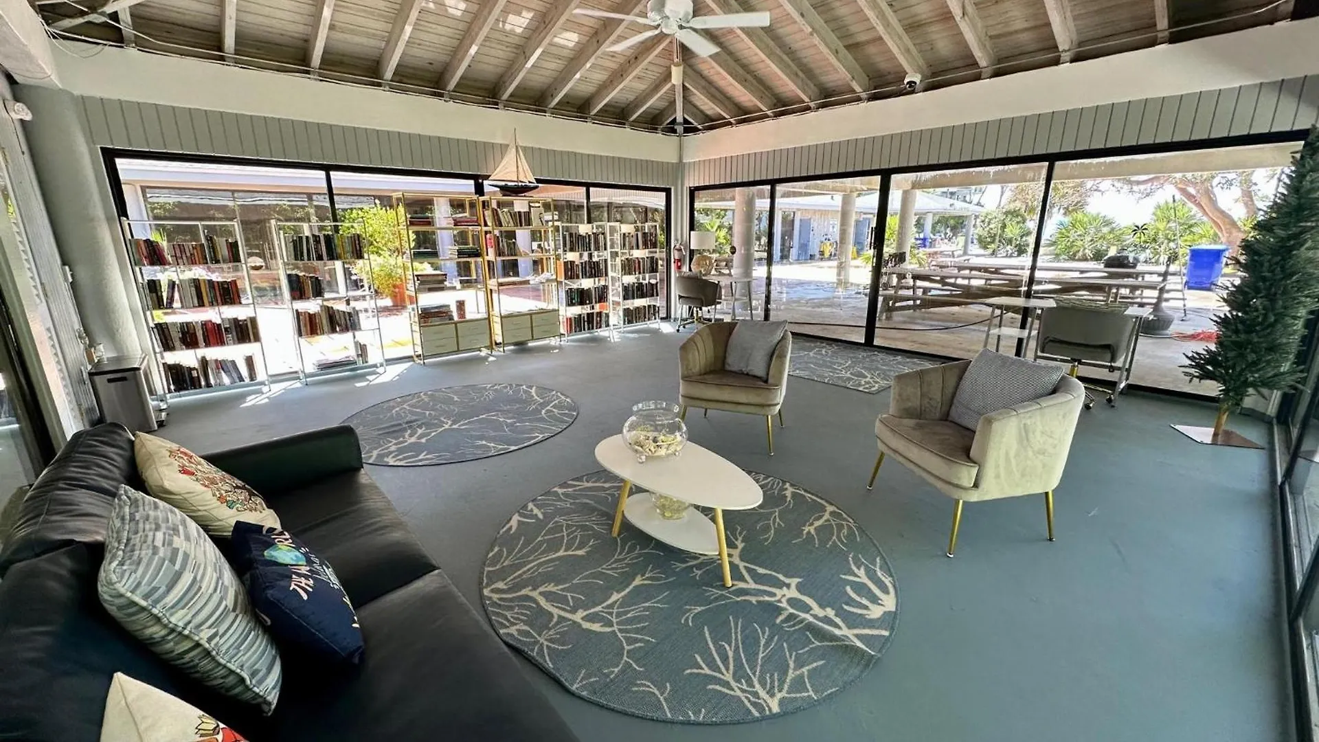 Hemingways Atlantic Retreat Apartment Key West